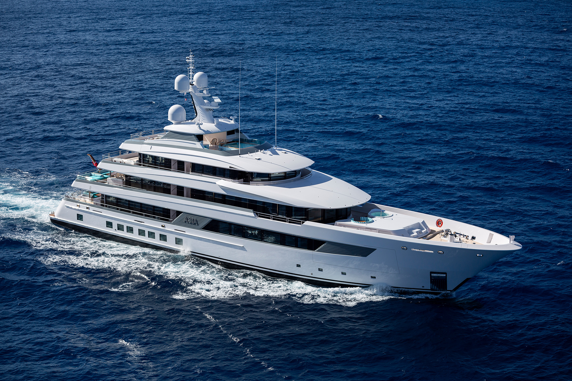 ASIA 61M Royal Hakvoort