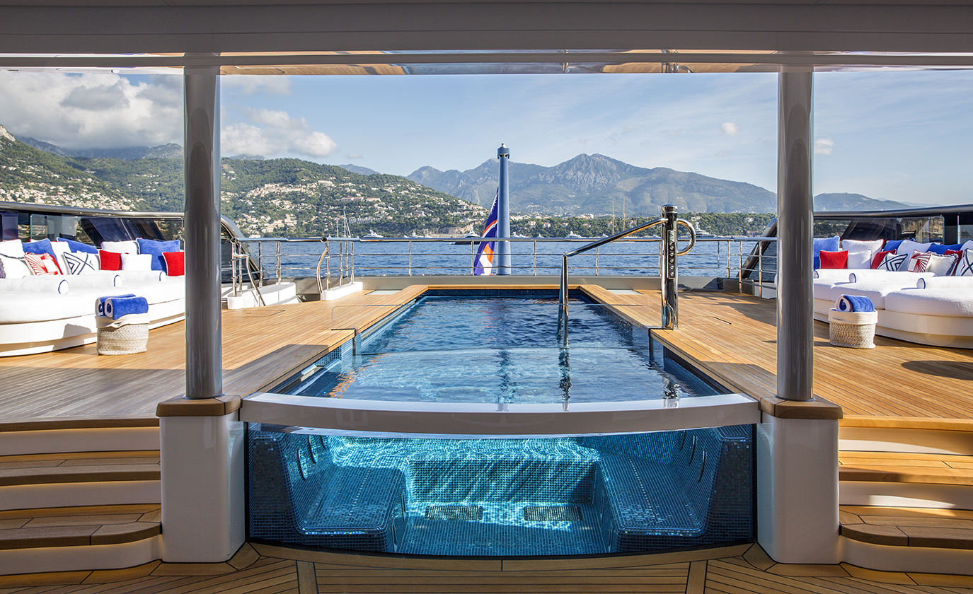 CC-SUMMER_Yacht-Charter Pool