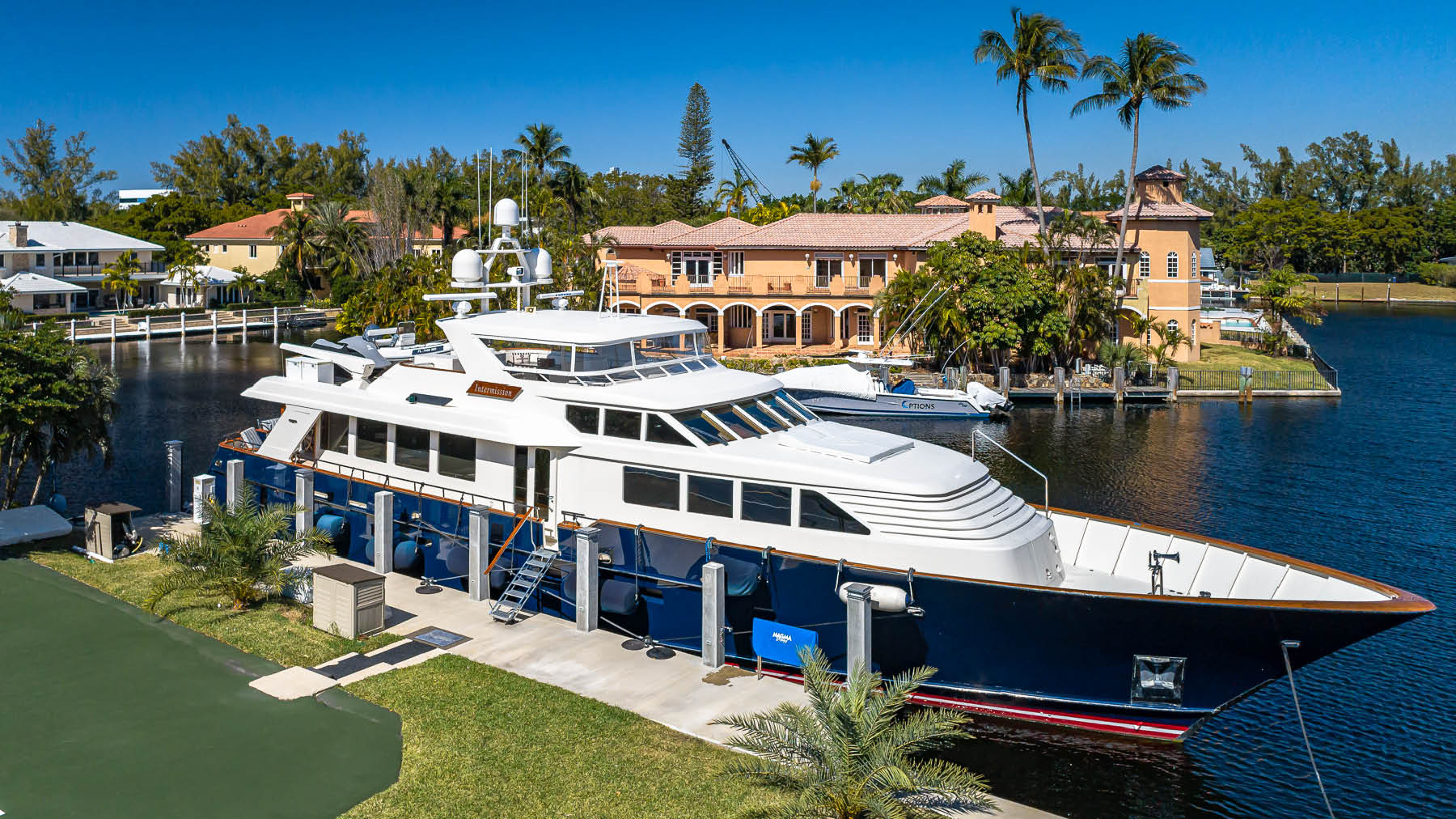 INTERMISSION SOLD | INTERMISSION Yacht | Moran Yacht & Ship