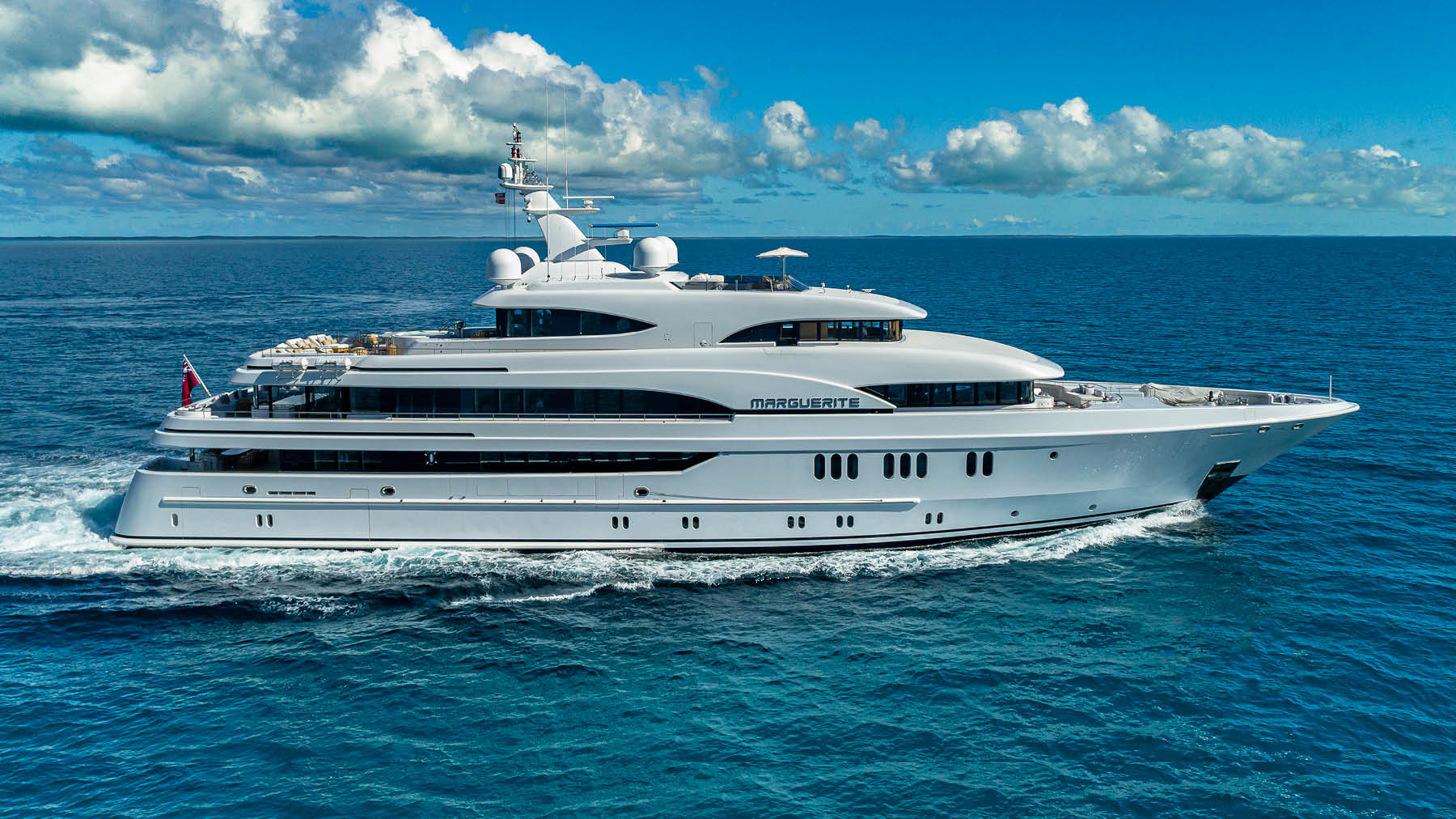 luxury charter yacht rentals